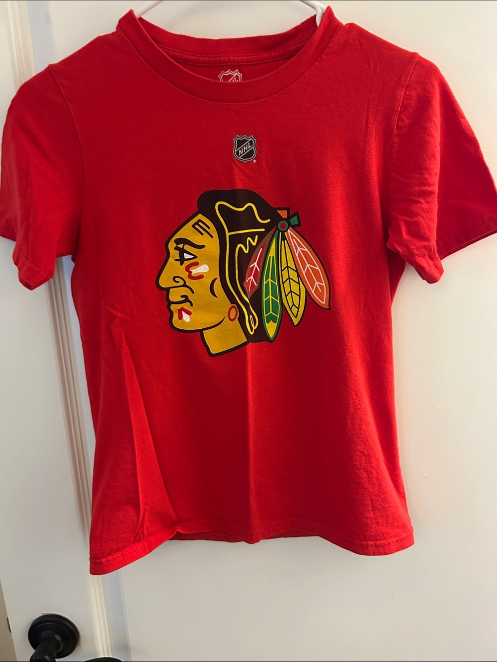 Chicago Blackhawks Bedard Kids Red Short-Sleeve Logo T-Shirt size Medium